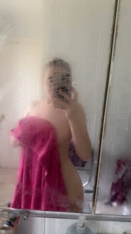 68923755_007_5ed2 OnlyFans Ooolalala Naked Pictures