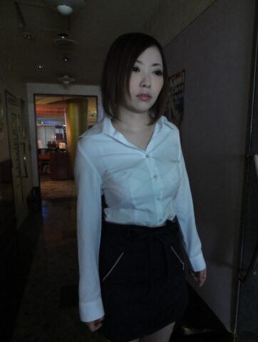 78616442_001_02f3 Asian hottie Hotaru Tsukasa gets her pussy licked and gets fucked from behind