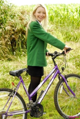 Ảnh Sex Học Sinh College Uniform performed by Tessa Nude Photos College Uniform performed by Tessa Nude Photos