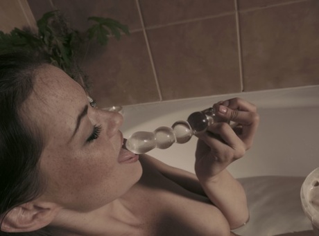 68649463_022_8fc8 The Life Erotic featuring Elza Sex Pics