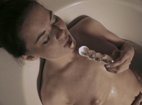 68649463_105_b4f5 The Life Erotic featuring Elza Sex Pics