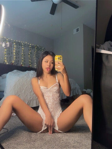 52529080_003_906f OnlyFans Luv Hanna Zuki Luv Hanna Zuki