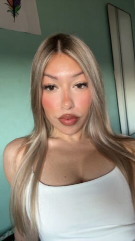 94097146_002_edcc OnlyFans Hey Its Millie XX starring Hey Its Millie XX Porn XXX