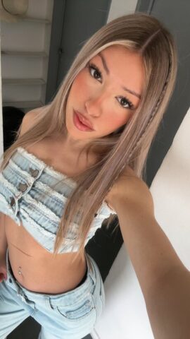 94097146_004_a008 OnlyFans Hey Its Millie XX starring Hey Its Millie XX Porn XXX