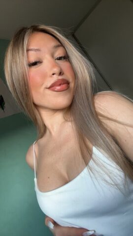 94097146_007_5b87 OnlyFans Hey Its Millie XX starring Hey Its Millie XX Porn XXX