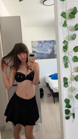 97456274_023_d404 OnlyFans Katie Noir featuring Katie Noir Sex Pics