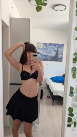 97456274_033_93b4 OnlyFans Katie Noir featuring Katie Noir Sex Pics